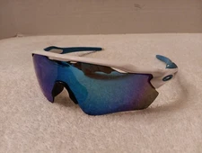 Oakley RADAR EV PATH Sunglasses (OO9208-5738)White & Blue Frame Prizm Sapphire