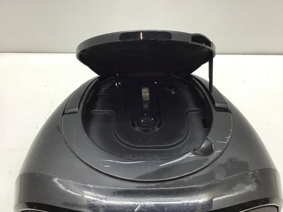 Insignia NS-B4111 Bombox - Tested - No Cord - Image 3 of 4