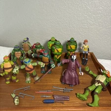 Teenage Mutant Ninja Turtles Multi  Brands /Years Weapons Lot Of 20