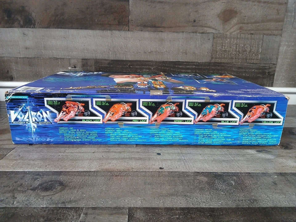 VOLTRON Defender Of The Universe 1997 5 Lions Form A . Factory NEW SEALED - Image 3 of 4