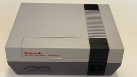 NES Action Set MATTEL CANADA - 100% COMPLETE w/Rare Registration Card!