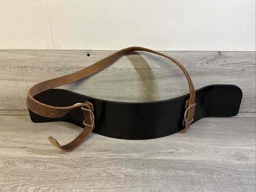 Rogue Arm Blaster Leather Strap Weightlifting Classic