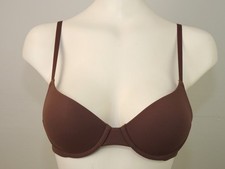 Skims Fits Everybody T-Shirt Lined Underwire Bra US Size 34 A