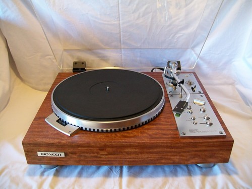 PIONEER XL-A700 PL-570 TURNTABLE