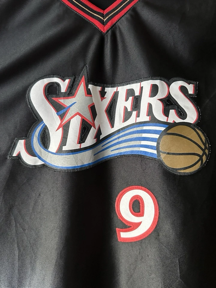 Camiseta negra Philadelphia 76ers Sixers NBA Iguodala 9 GallantGifts.com COMO ESTÁ LEÍDA Foto 4 de 4