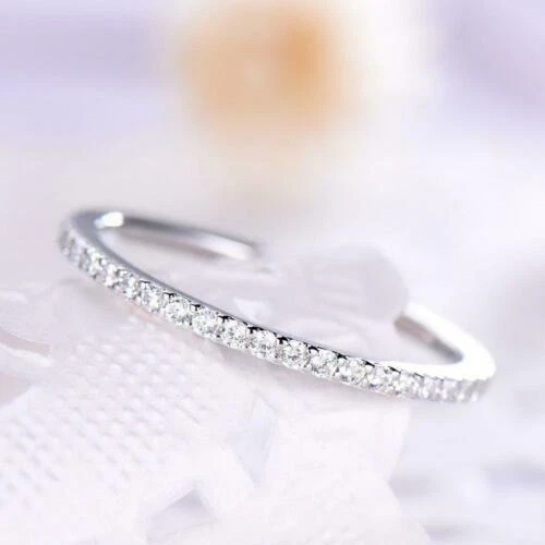 Alianza de eternidad anillo de boda de oro blanco sólido de 14 k con diamantes de 0,45 quilates simulado talla 6 Foto 2 de 4