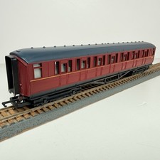 OO Scale Hornby R4055 BR Composite Coach #E18271E Ex LNER