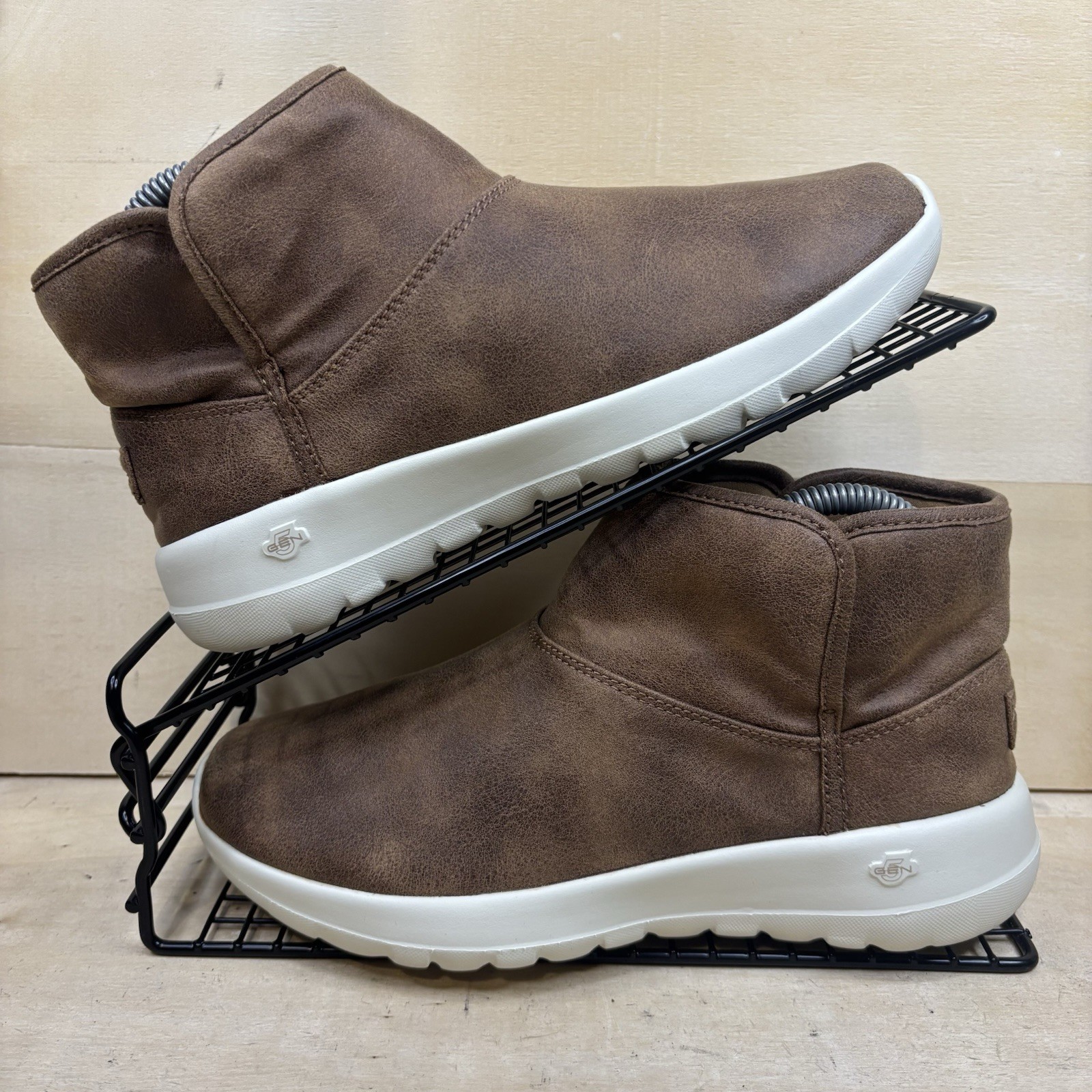 SKECHERS Gen Aired Cooked Goga Mat Brown Ankle Boots Size Slip On