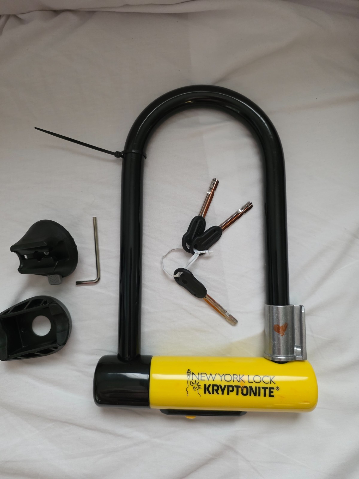 Kryptonite New York standard U‑Lock &mdash; Security Rating 9/10