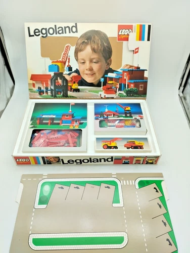 LEGO 355 Town Center Set with Roadways Original Box Good Box Legoland Town Vintage 70s