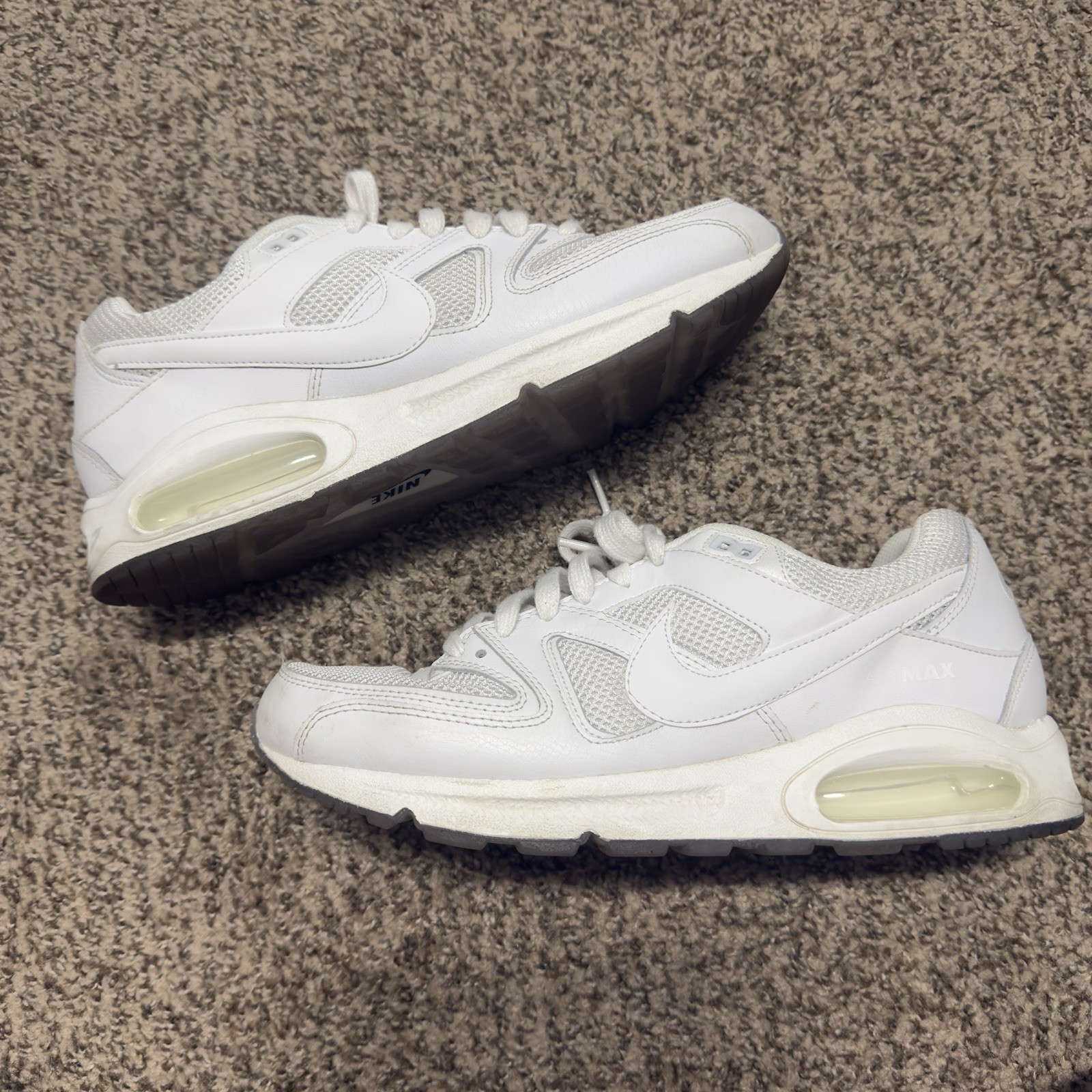 Nike Air Max Command Men's Size 10.5 White Running/Lifestyle Shoes