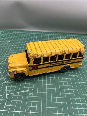 Hubley 1960s Vintage Yellow School Bus Pressed Steel, Made in USA, 9.25''