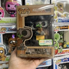 Funko Pop Disney: #400 Figura Coleccionable Día de la Tierra Wall-E - Exclusiva de Boxlunch