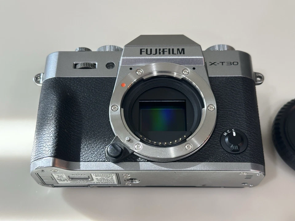 Fujifilm X-T30 II 26.1 MP Digital SLR Camera - Silver (Body Only) Shutter 7051 - Image 4 of 4