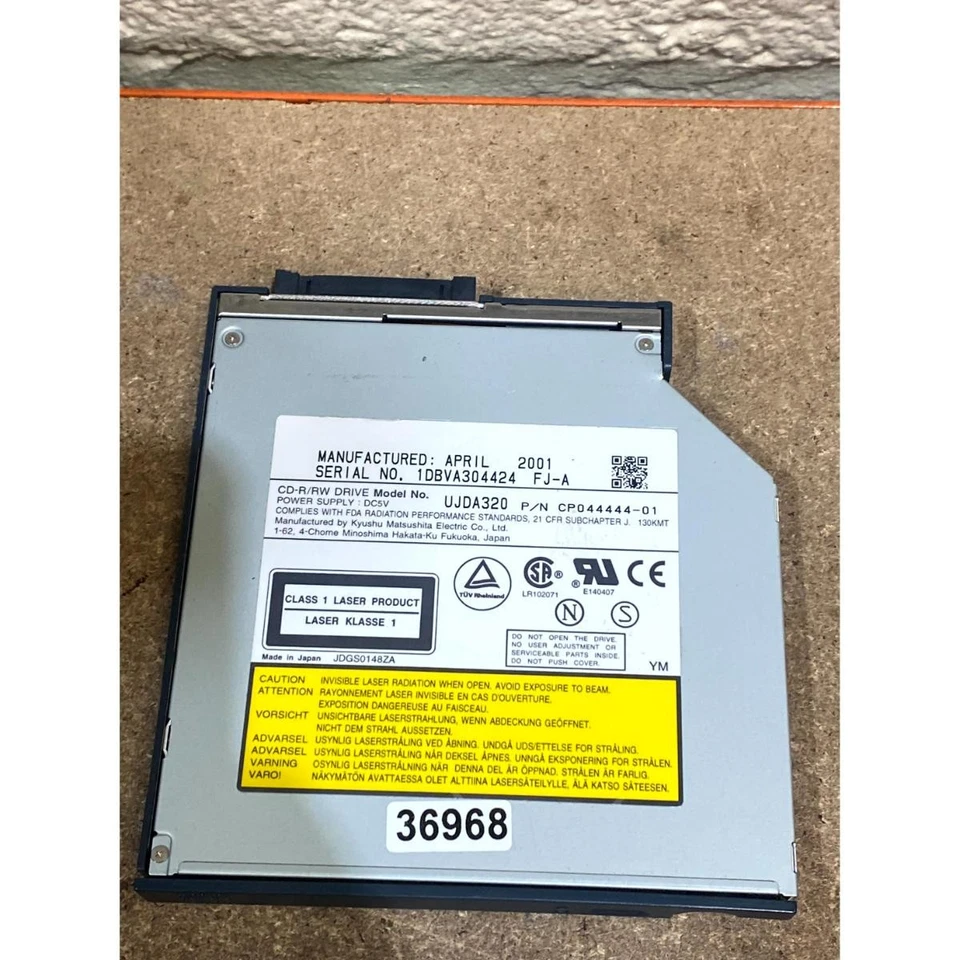 Matsushita UJDA320 4x 4x 24x IDE 3.5 in. Internal Desktop CD-R/RW Drive Black - Image 3 of 4