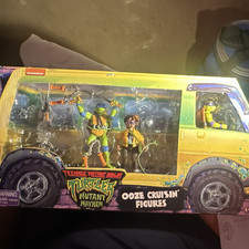 Nickelodeon TMNT Mutant Mayhem Ooze Cruisin Set w Leonardo Multicolor