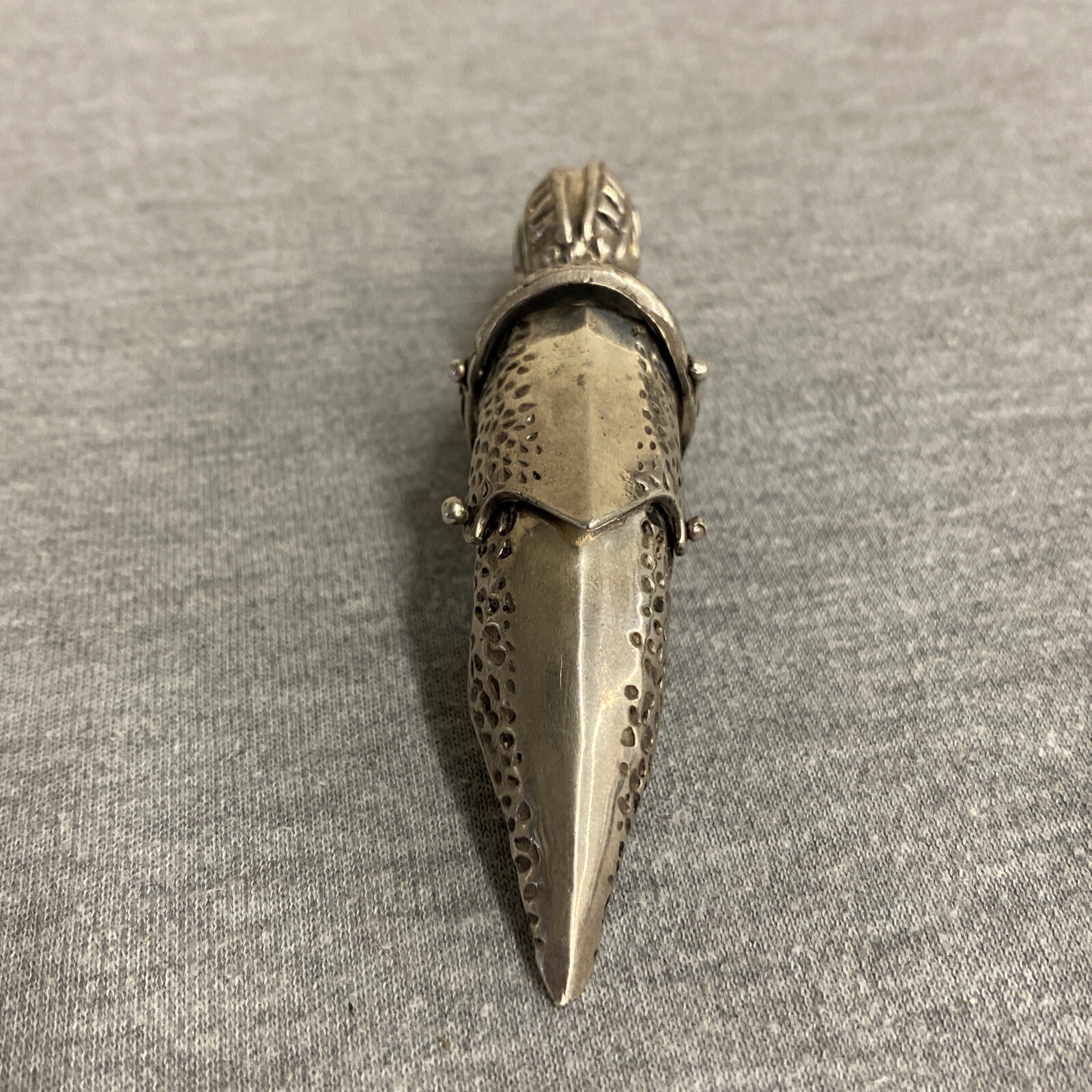 Picture 4 of 5