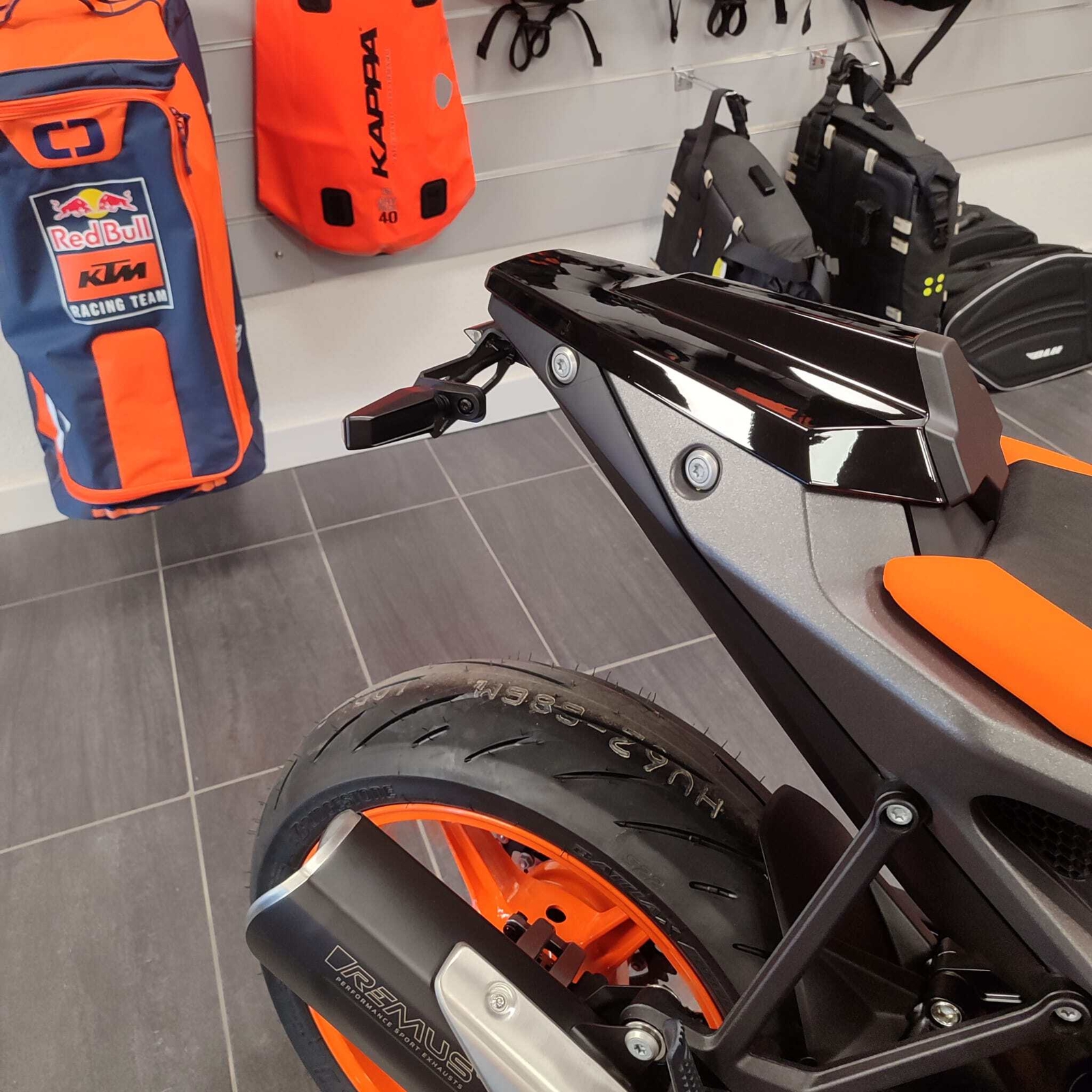 Support de plaque KTM 990 Duke inclinement réglable avec support clignotants - 2