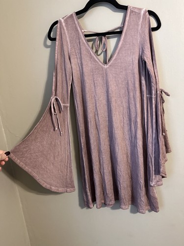 American Eagle Women's Soft & Sexy Shirt Mauve Cold Shoulder Bell Sleeve XXS