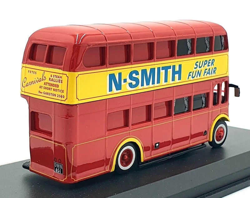 Atlas Edition escala 1/72 4 654 114 - AEC Regent Bus - N.Smith Fun Fair Foto 2 de 4