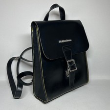 Dr. Martens Mini Zaino in Pelle 11" Nero Giallo Cuciture Borsa Stile Classico