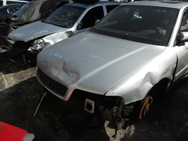 Brazo de control inferior del conductor modelo trasero VIN D octavo dígito compatible con 96-02 AUDI A4 434378 Foto 2 de 4