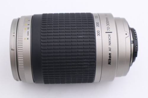 Nikon AF NIKKOR 70-300mm F4-5.6G Sliver AF Lens from Japan (f03946) - Picture 2 of 10