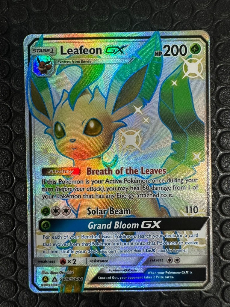 Leafeon GX SV46/SV94 Hidden Fates: Shiny Vault Holo NeaR Mint