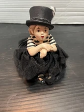 Bethany Lowe Mime Madeline Figurine 4”X4” Collectible.