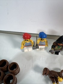 LEGO Captain Red Beard Pirate 3 crew Minifigure 6286 6273 6289 6276