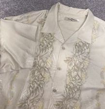 Tommy Bahama 100 Silk Beige Button Up Mens XL Hawaiian/Floral Camp Shirt Preppy