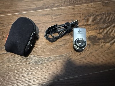 Logitech Quickcam V-UBV49 USB Web Cam Camera with Microphone and Clip Silver
