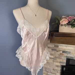 Vintage 1980s Nicole Pink Floral Lace Bodysuit Teddy M Ruffles
