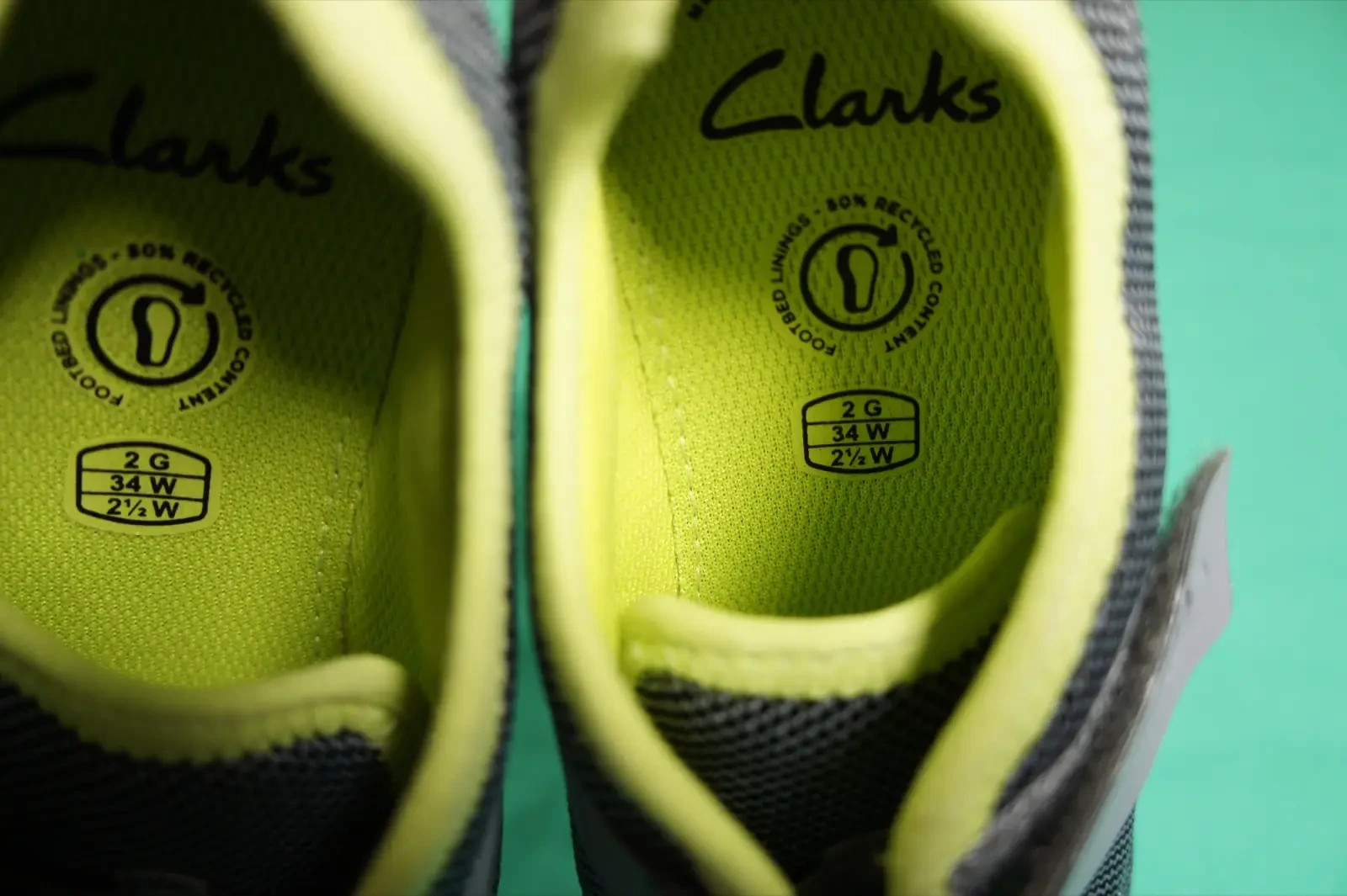 Clarks Kids Trainers UK 2 G EU 34 Wide Fit Grey Lime Green Strap Lightweight image 9