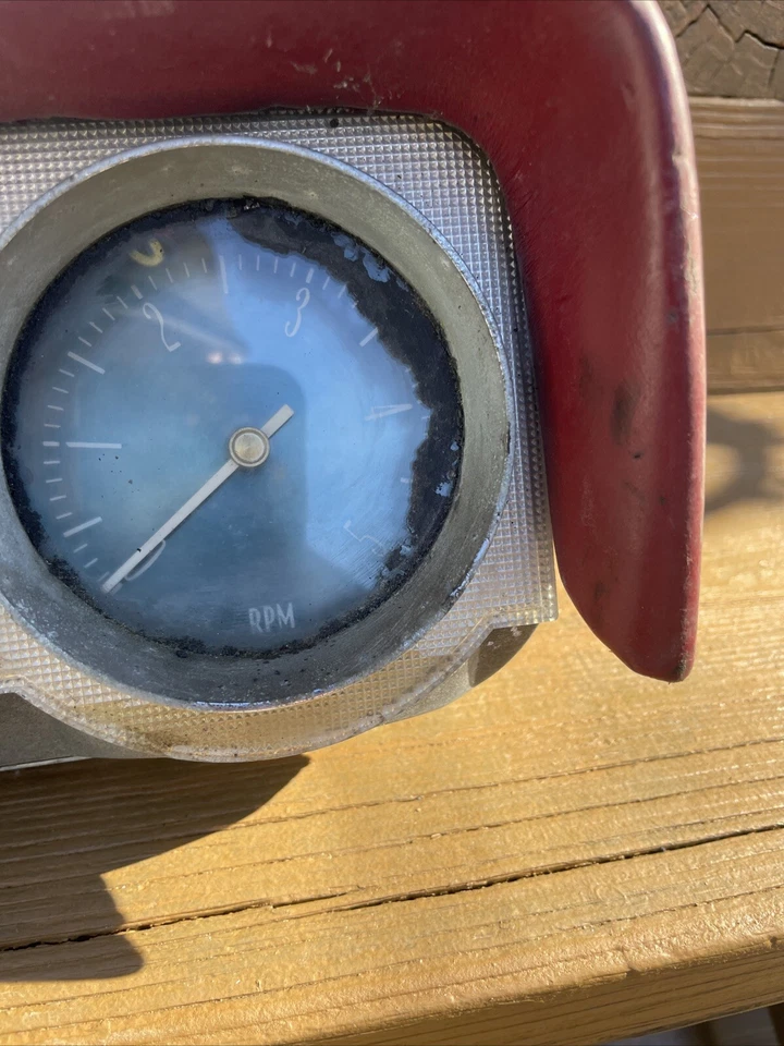 Lincoln Continental Mark II 1956 racimo de velocímetro con medidores sin probar Foto 3 de 4