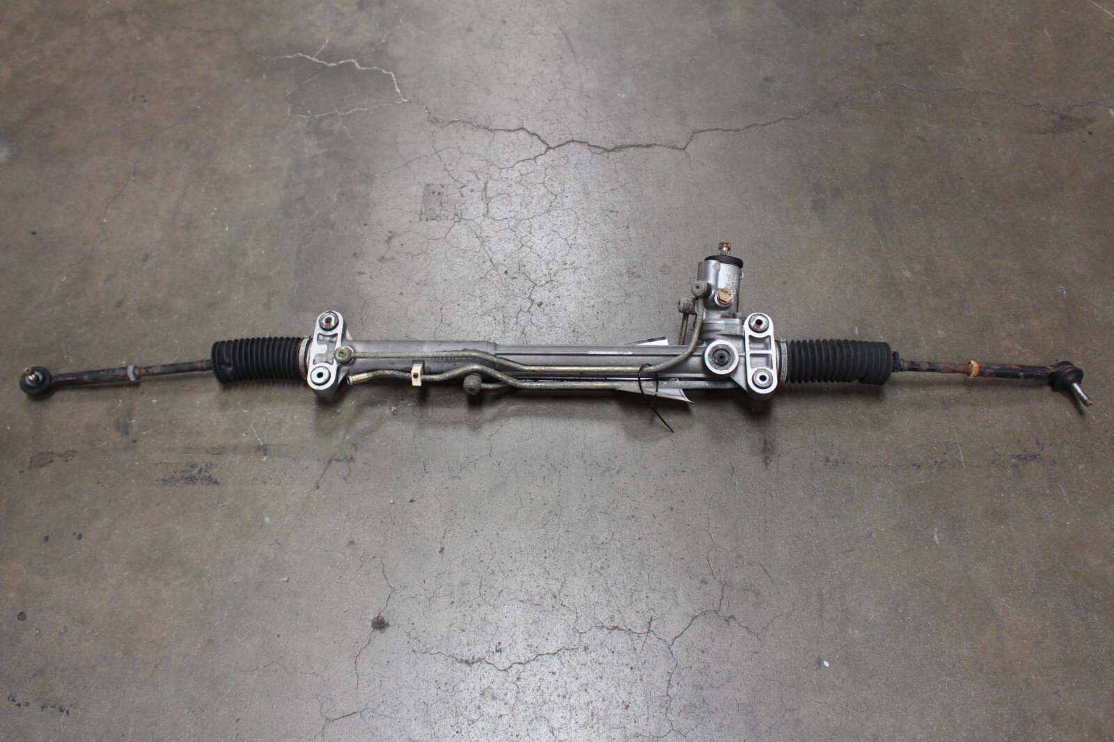 Ferrari 456 M, Steering Gear Rack, Rusted Outer Tie Rods, Used, P/N 174950