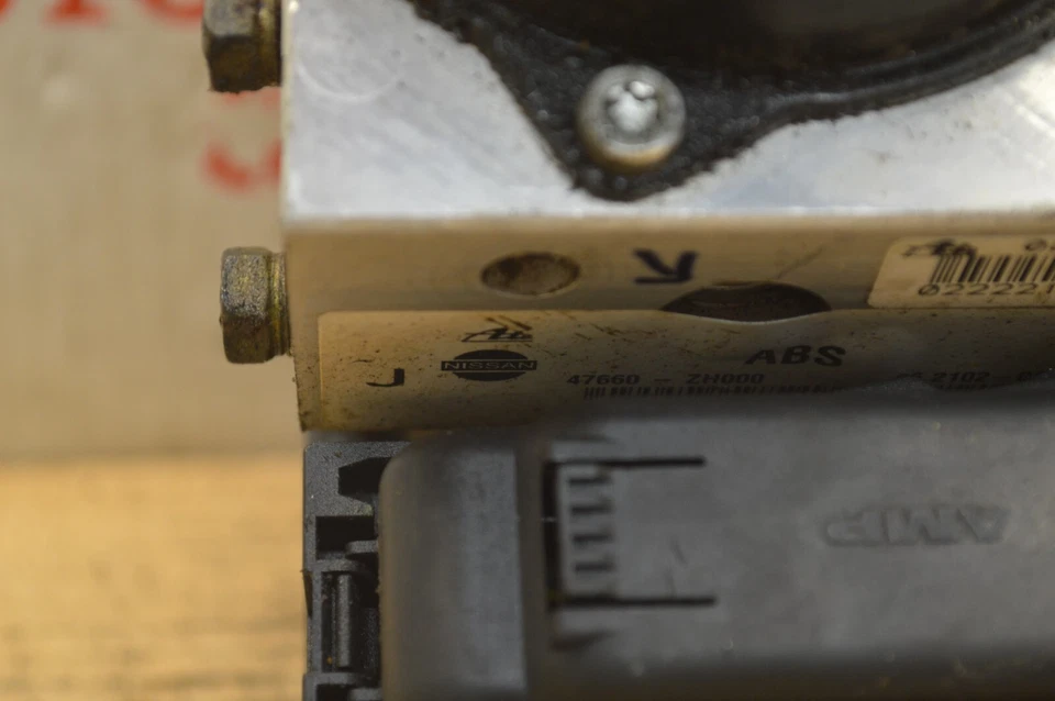 Nissan Titan 2006 ABS control de bomba de freno antibloqueo módulo 47660ZH000 93-14H5 Foto 2 de 4