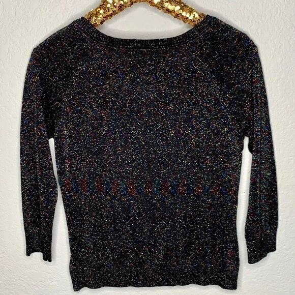 Suéter Pullover Charlotte Tarantola Metálico Brillante Negro Arco Iris Talla Pequeña  Foto 2 de 4