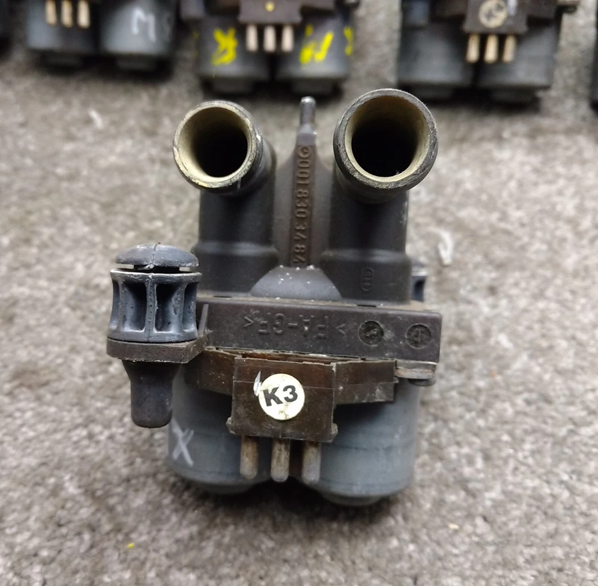 Mercedes W202 C Class W208 CLK Heater Water Control Duo Valve 