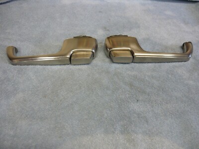 1967-72 GMC Chevrolet Left Truck Door Handle Original 3927897 for  