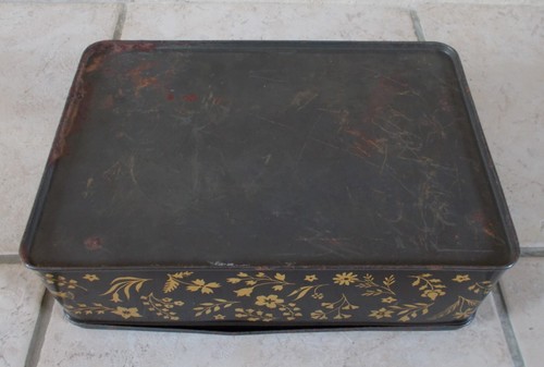 Vintage french candy biscuits Lourdes Advertising tin box France sweet old 1960s - Picture 6 of 7