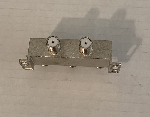 Philips Digital 4 Way Signal Splitter 5-2500Mhz - Picture 3 of 4