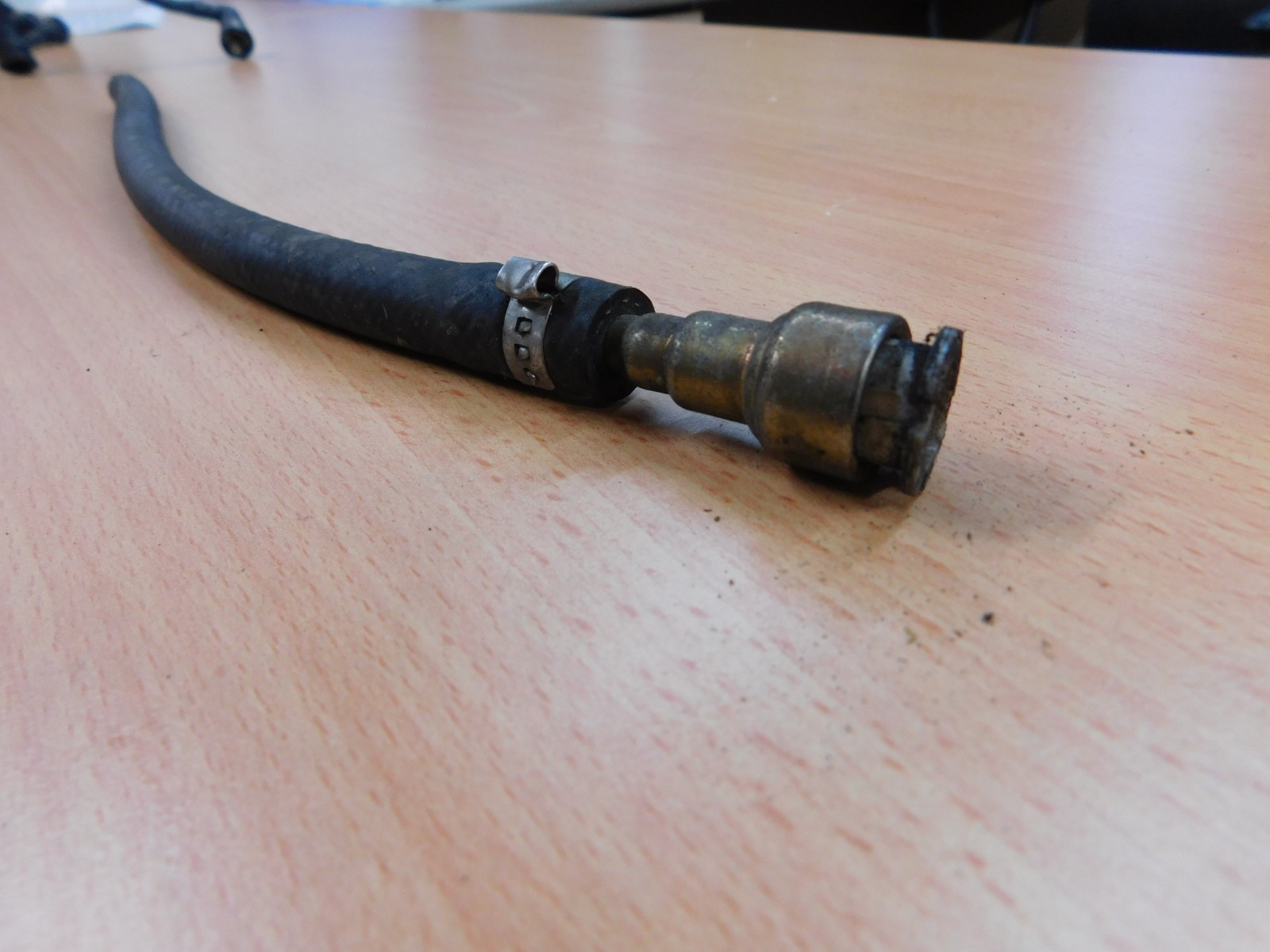 USED FORD BF FALCON FUEL HOSE LINE TANK TO ENGINE WHITE FITTING MAY SUIT BA XR6 eBay