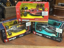 Burago F1 Red Bull, Ferrari,  Mercedes Formula 1 1:43 Set 3 Cars 