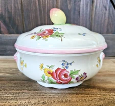 Spode Marlborough Sprays 2.5 Quart Oval Covered Casserole | 10 3/4"