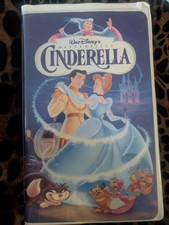 Walt Disney Masterpiece Collection Cinderella VHS 5265 Clam Shell