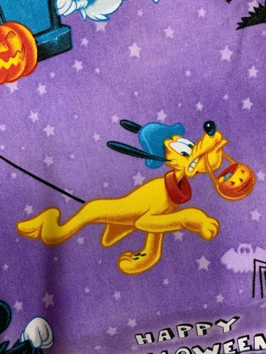 Disney Scrub Uniform, Halloween with Mickey and friends, Women's Large - Picture 3 of 4