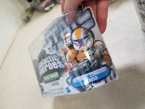 Star Wars Galactic Heroes Republic Commandos Fixer and Boss 2-pack - Picture 3 of 5
