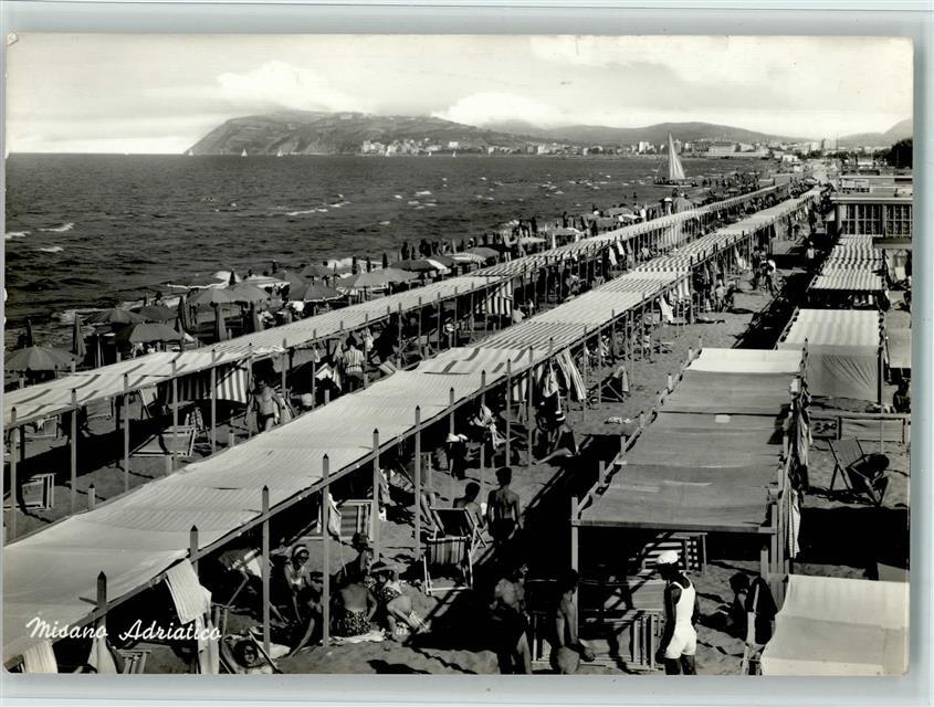 10547693 - Misano Adriatico Adriatico - vita da spiaggia, buona conservazione cartolina costumi da bagno