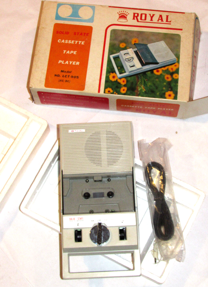 VINTAGE ROYAL SOLID STATE CASSETTE TAPE PLAYER FOR REPAIR! W/BOX